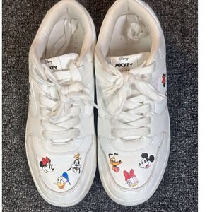 Disney‎ Mickey and Friends White Low Top Sneakers Character Graphics SS22 EU 41